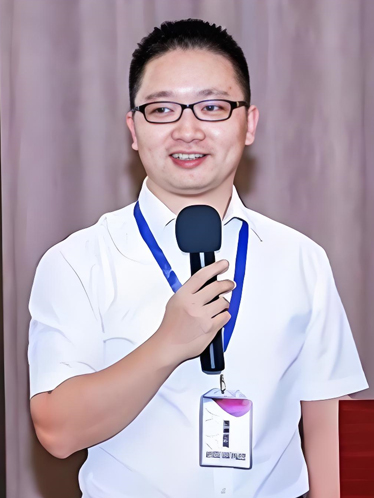 科技副總經理